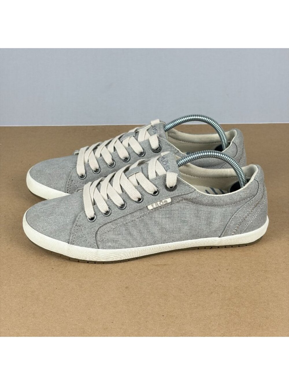 Taos Star Canvas Casual Sneakers Womens 8.5 Gray Low Top Lace Up